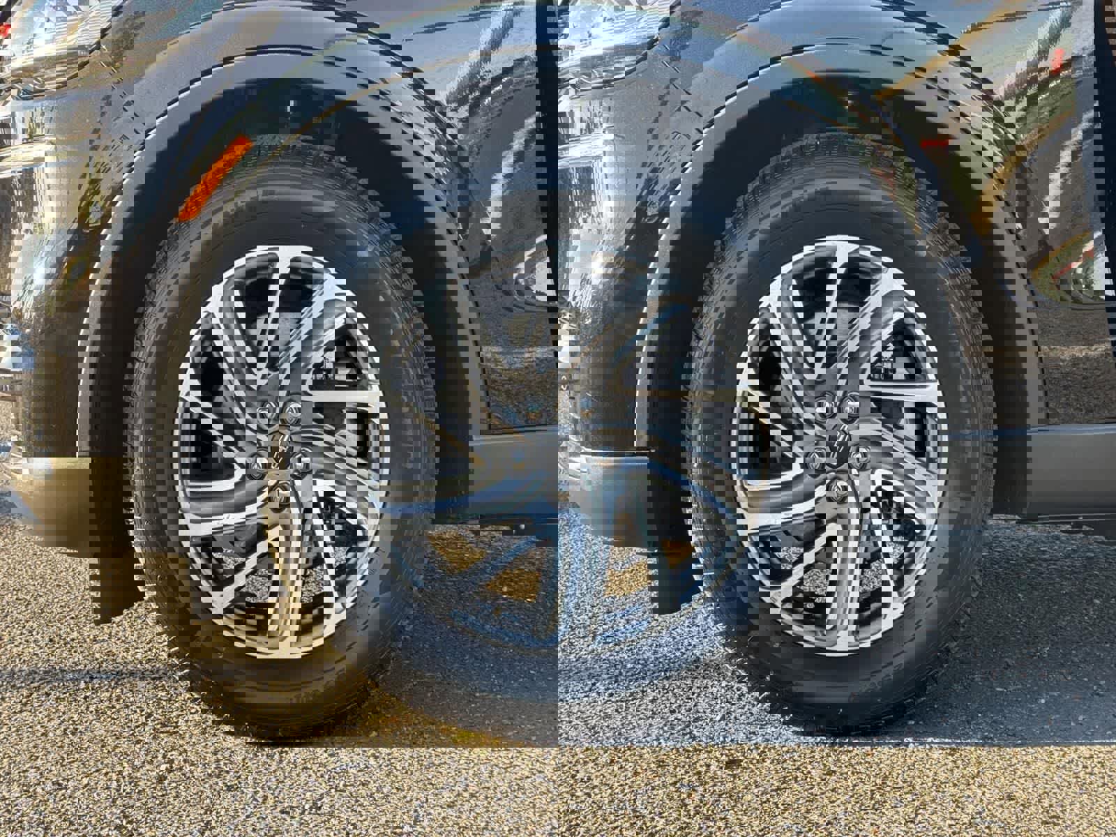 Used 2023 Lincoln Aviator 2WD image 12