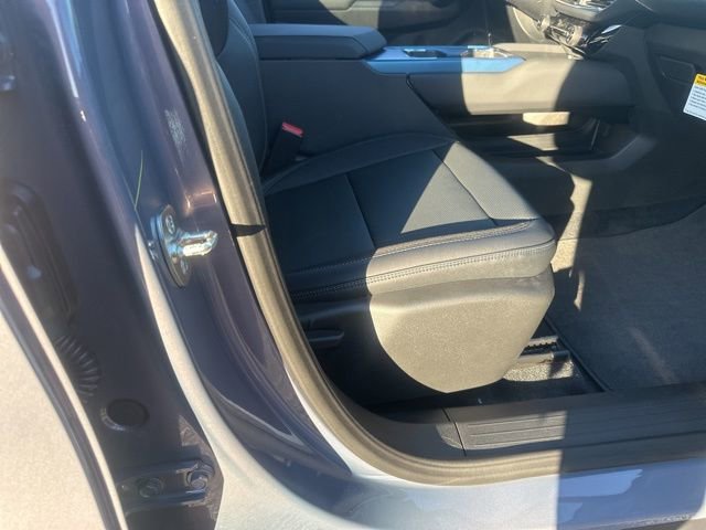 New 2026 Chevrolet Equinox EV LT image 33