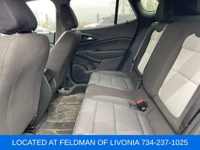 Certified 2024 Chevrolet Trax RS w/ Driver Confidence Package image 9