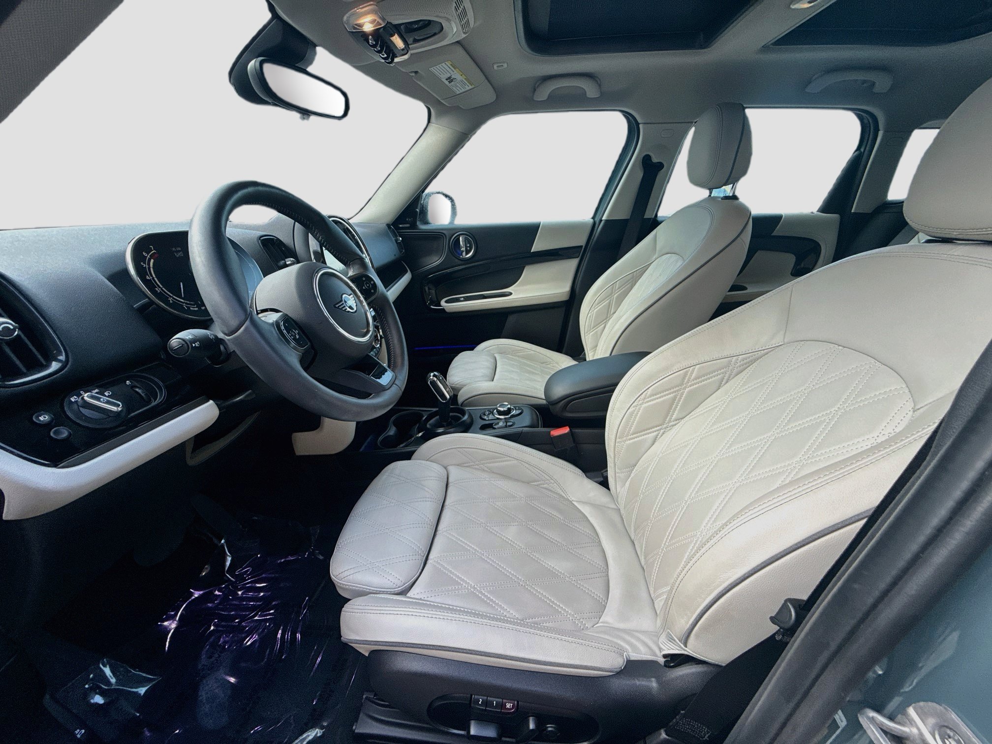 Used 2024 MINI Cooper Countryman S w/ Premium Package FWD image 16