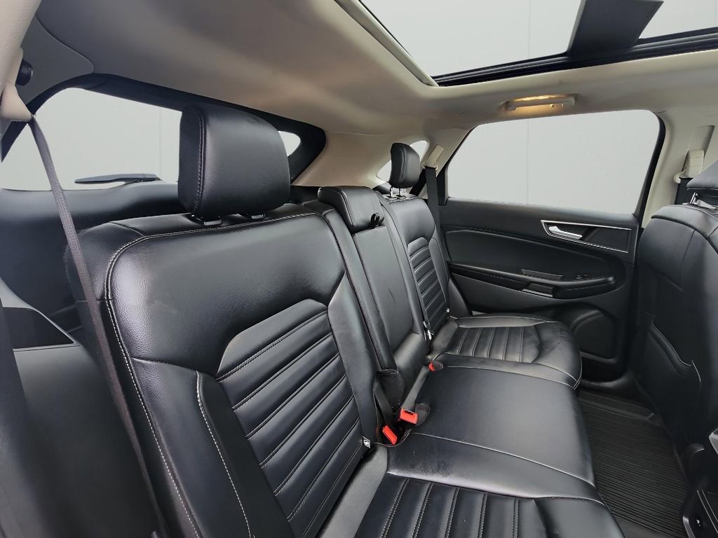 Used 2023 Ford Edge SEL w/ Convenience Package image 31