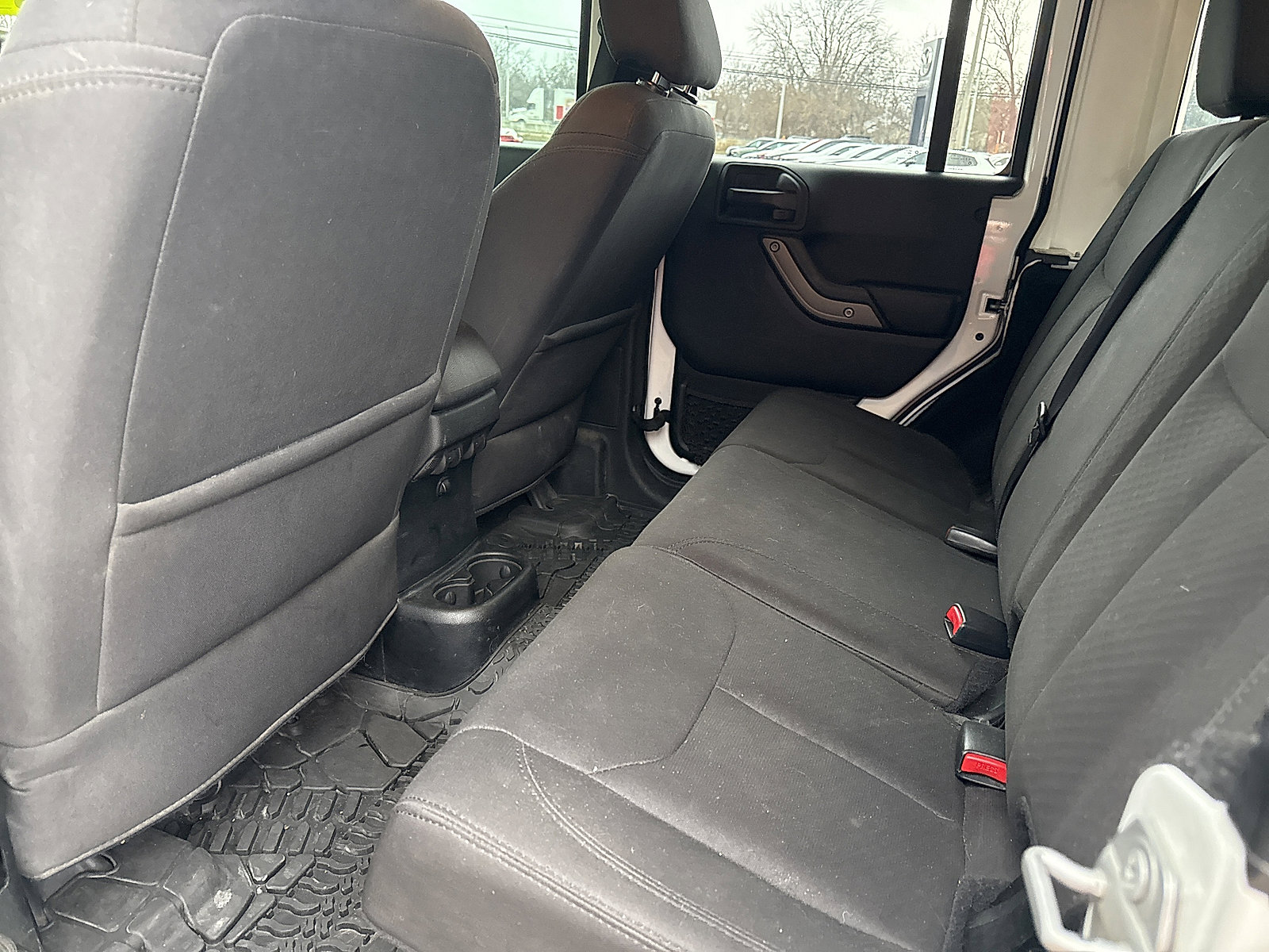 Used 2018 Jeep Wrangler Unlimited Sport S image 12