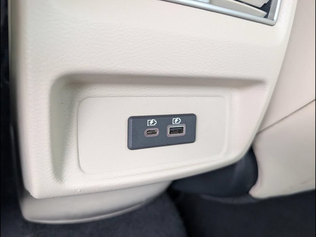 Used 2019 Nissan Maxima Platinum w/ Illumination Package FWD image 21