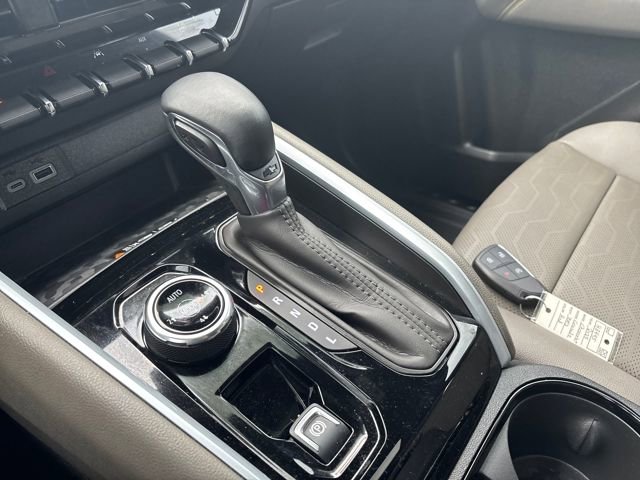 Used 2025 Chevrolet Colorado ZR2 w/ Technology Package image 21