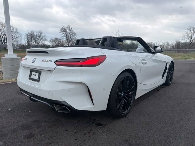 Used 2022 BMW Z4 M40i w/ Premium Package image 8