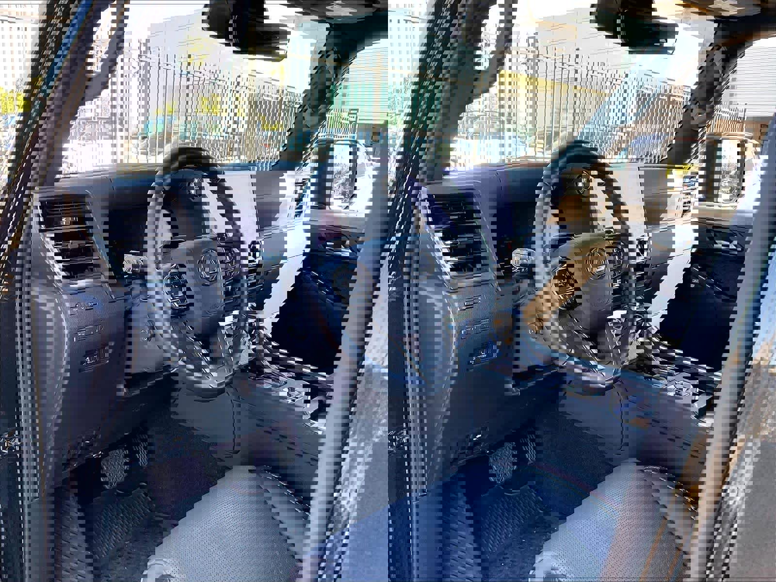 Used 2024 Lexus GX 550 Luxury w/ Accessory Package (2T) image 14