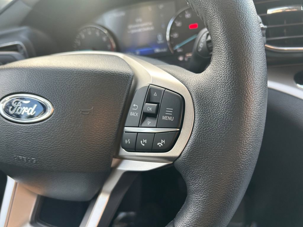 Used 2024 Ford Explorer XLT w/ Equipment Group 202A image 18