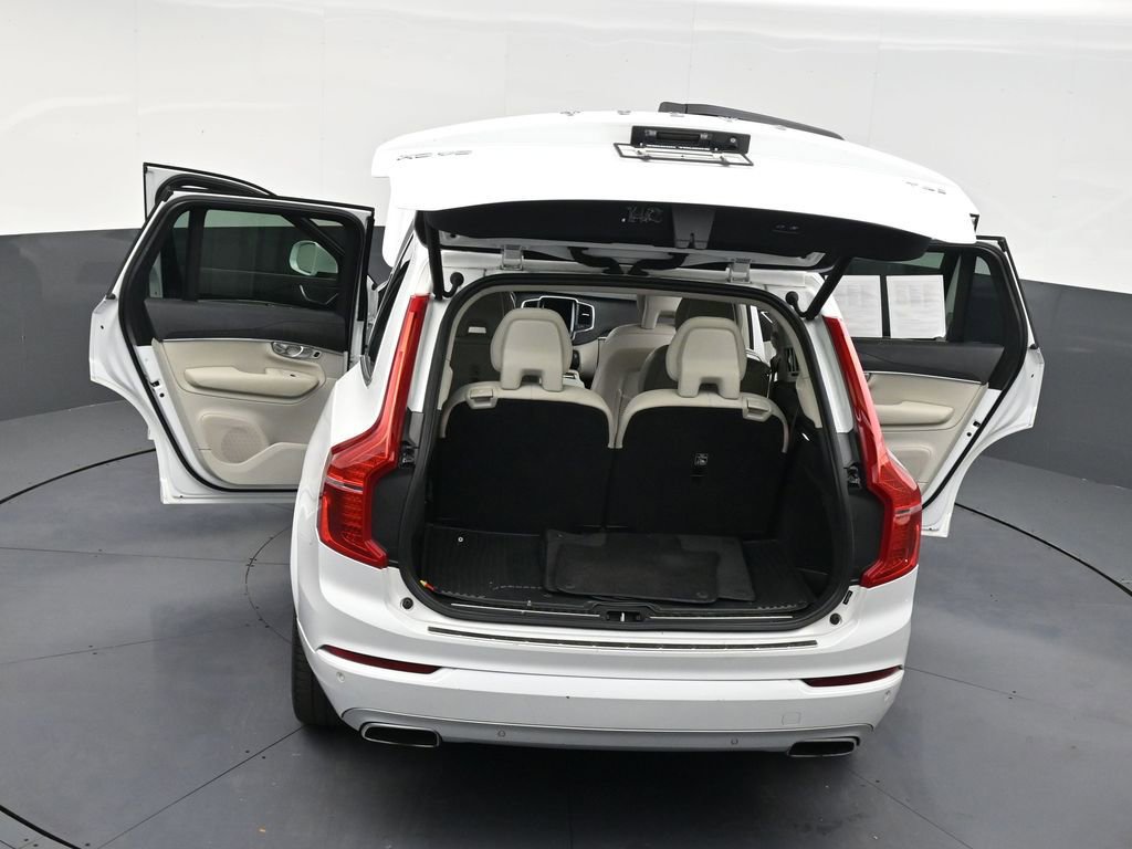 Used 2020 Volvo XC90 T6 Momentum w/ Protection Package Premier image 33