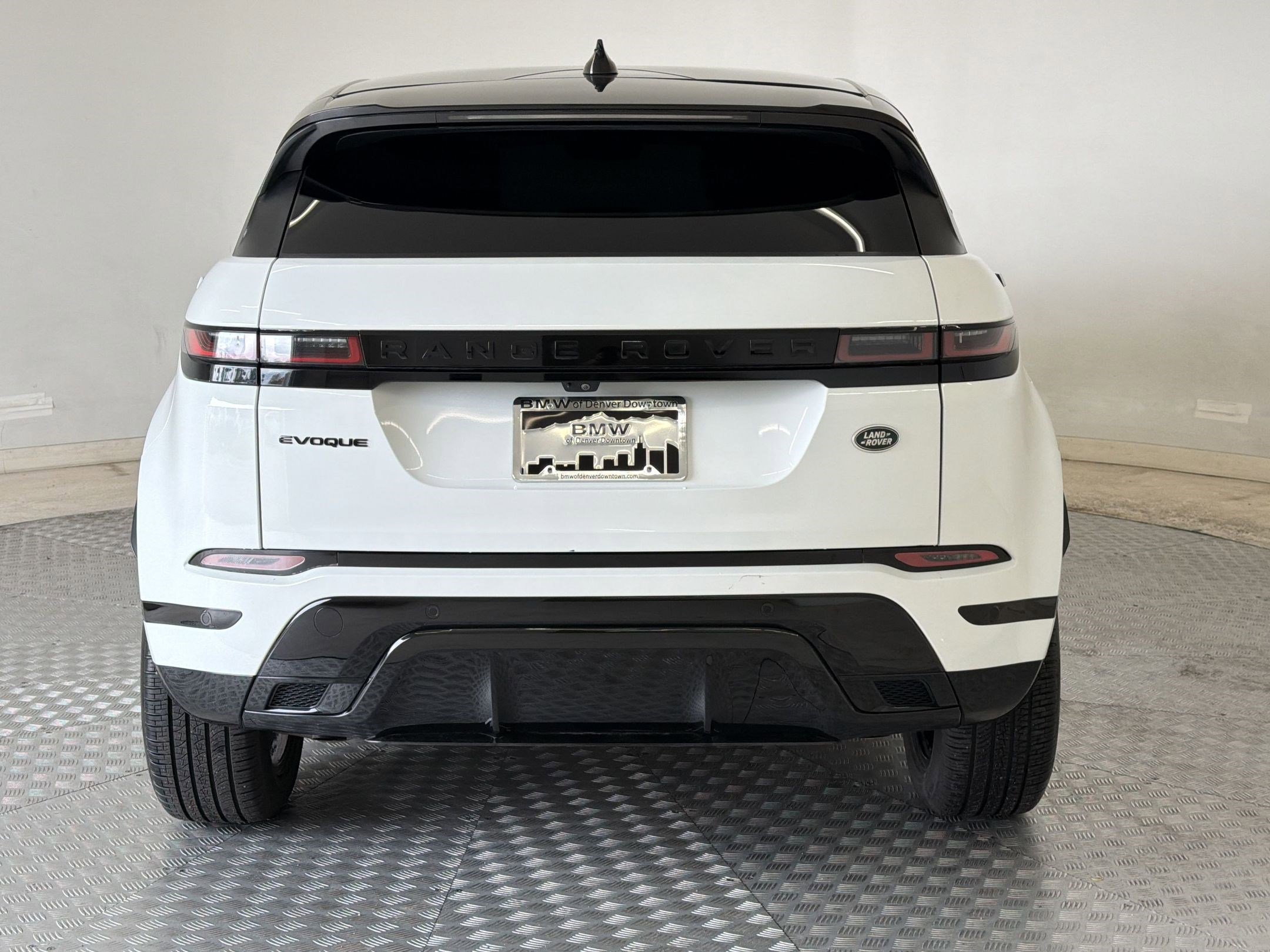 Used 2021 Land Rover Range Rover Evoque R-Dynamic SE AWD/4WD image 10