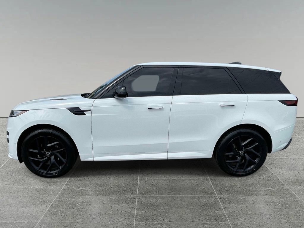 Used 2024 Land Rover Range Rover Sport Dynamic SE image 2