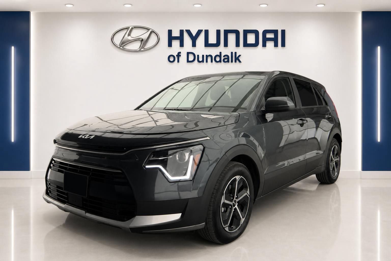 Used 2026 Kia Niro LX FWD image 3