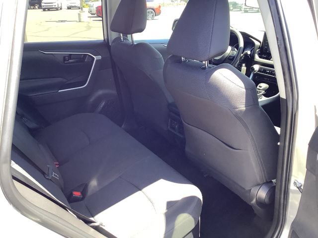 Used 2022 Toyota RAV4 LE AWD/4WD image 32