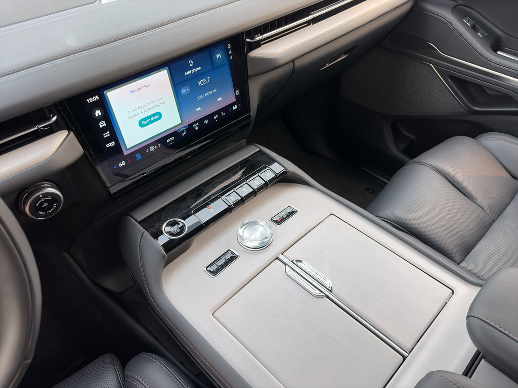 New 2027 Lincoln Navigator Reserve w/ Jet Appearance Package AWD/4WD image 23