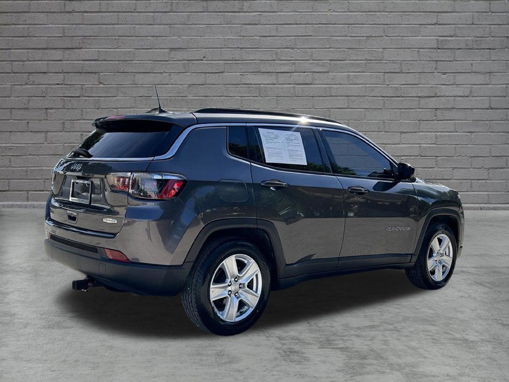 Used 2022 Jeep Compass Latitude FWD image 6