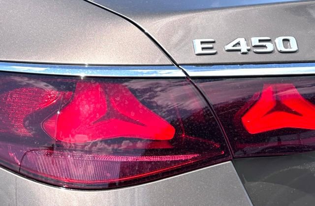 New 2026 Mercedes-Benz E 450 4MATIC Sedan image 9