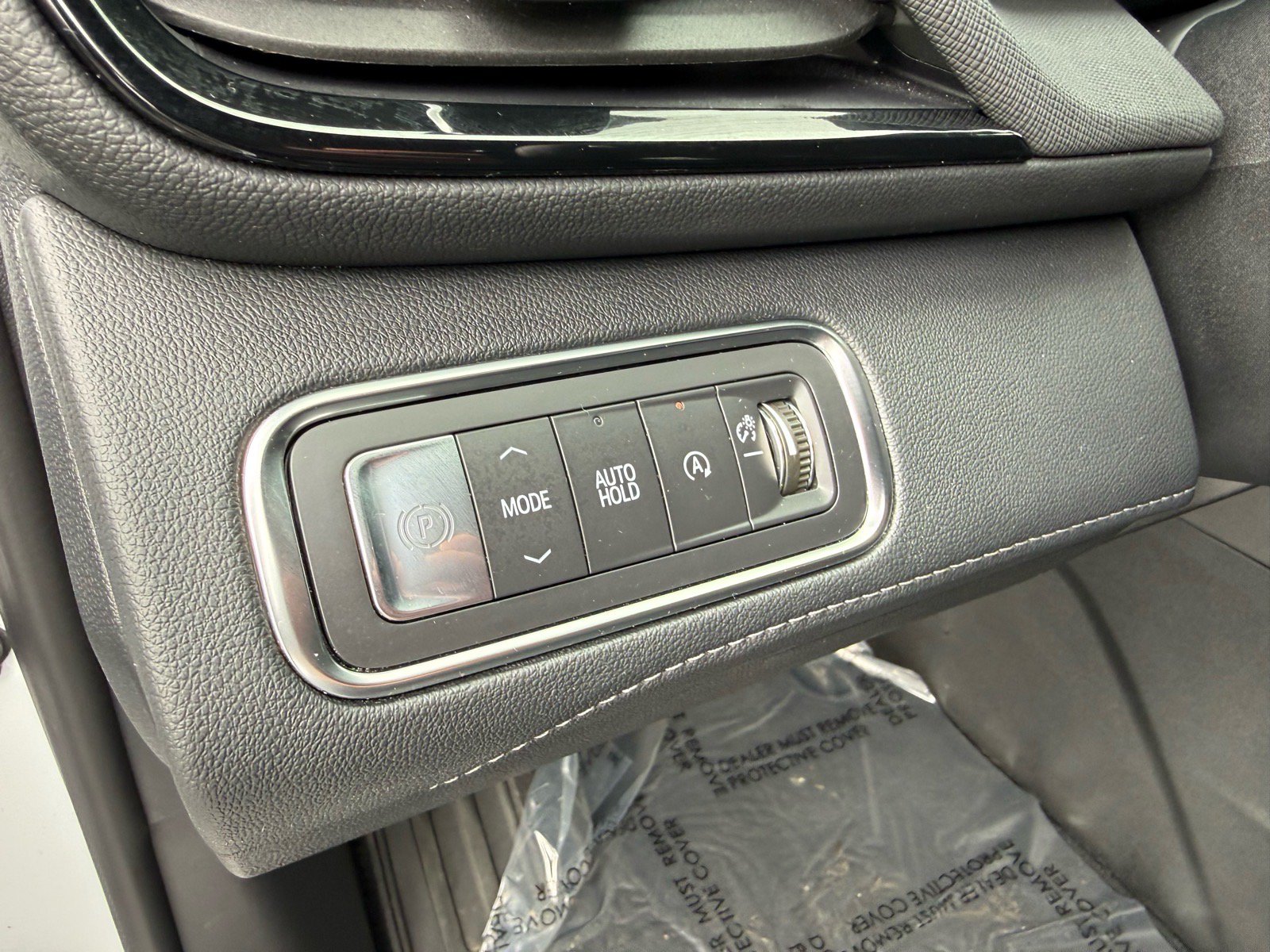 Used 2025 Buick Enclave Preferred FWD image 19