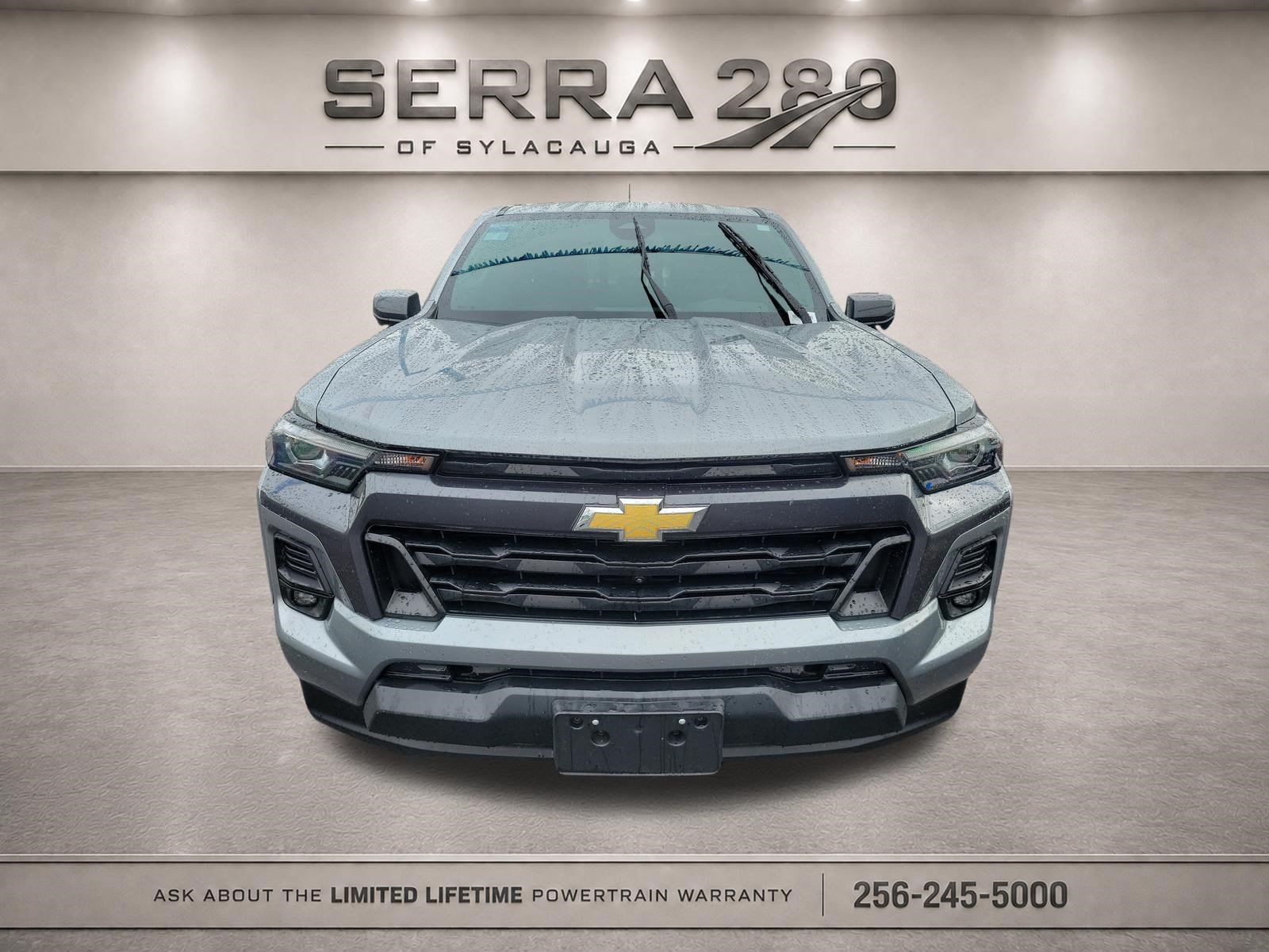 Used 2024 Chevrolet Colorado LT w/ LT Convenience Package III RWD image 2