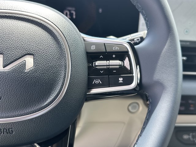 New 2026 Kia Carnival EX image 21