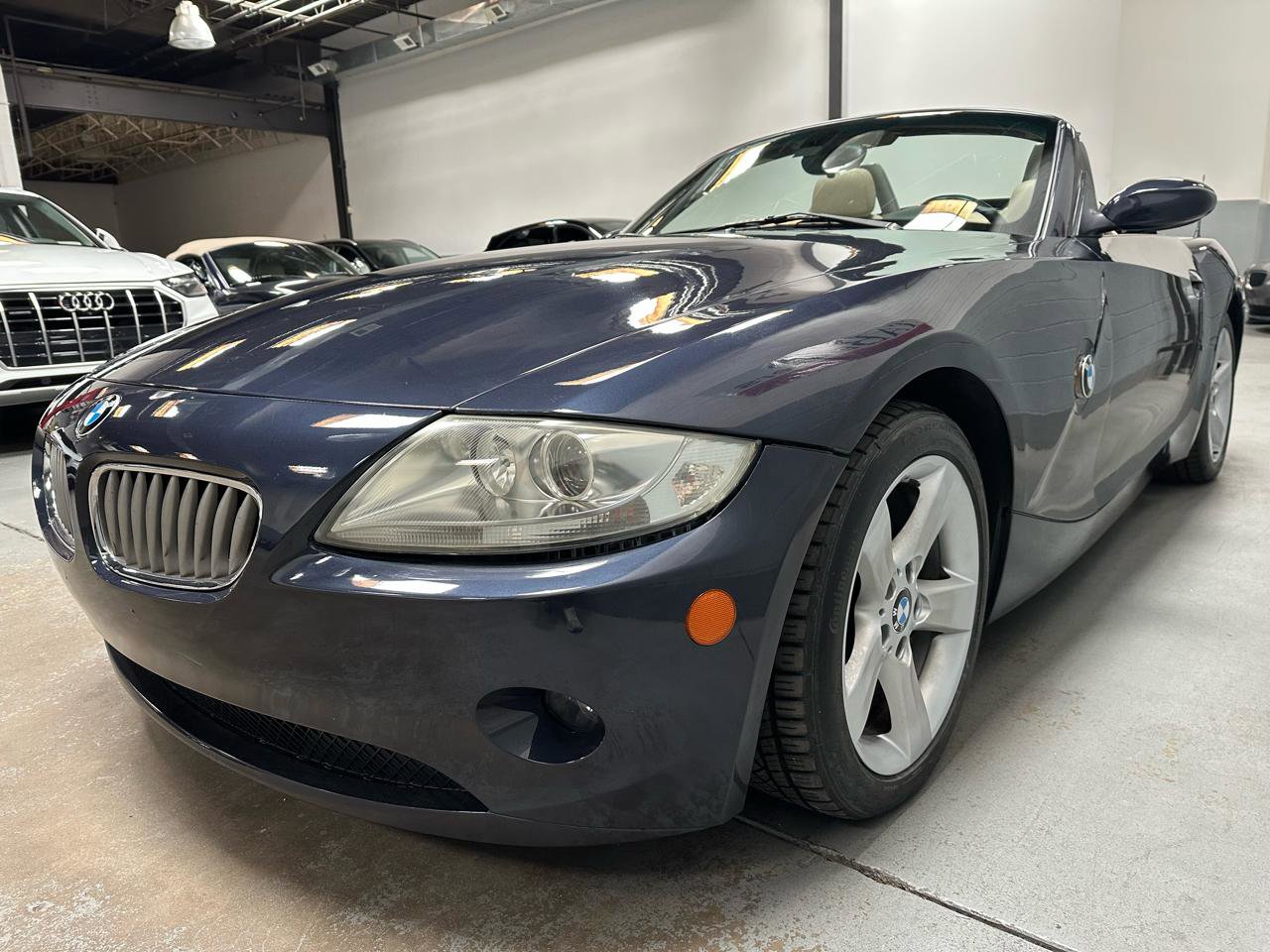 Used 2005 BMW Z4 3.0i image 6