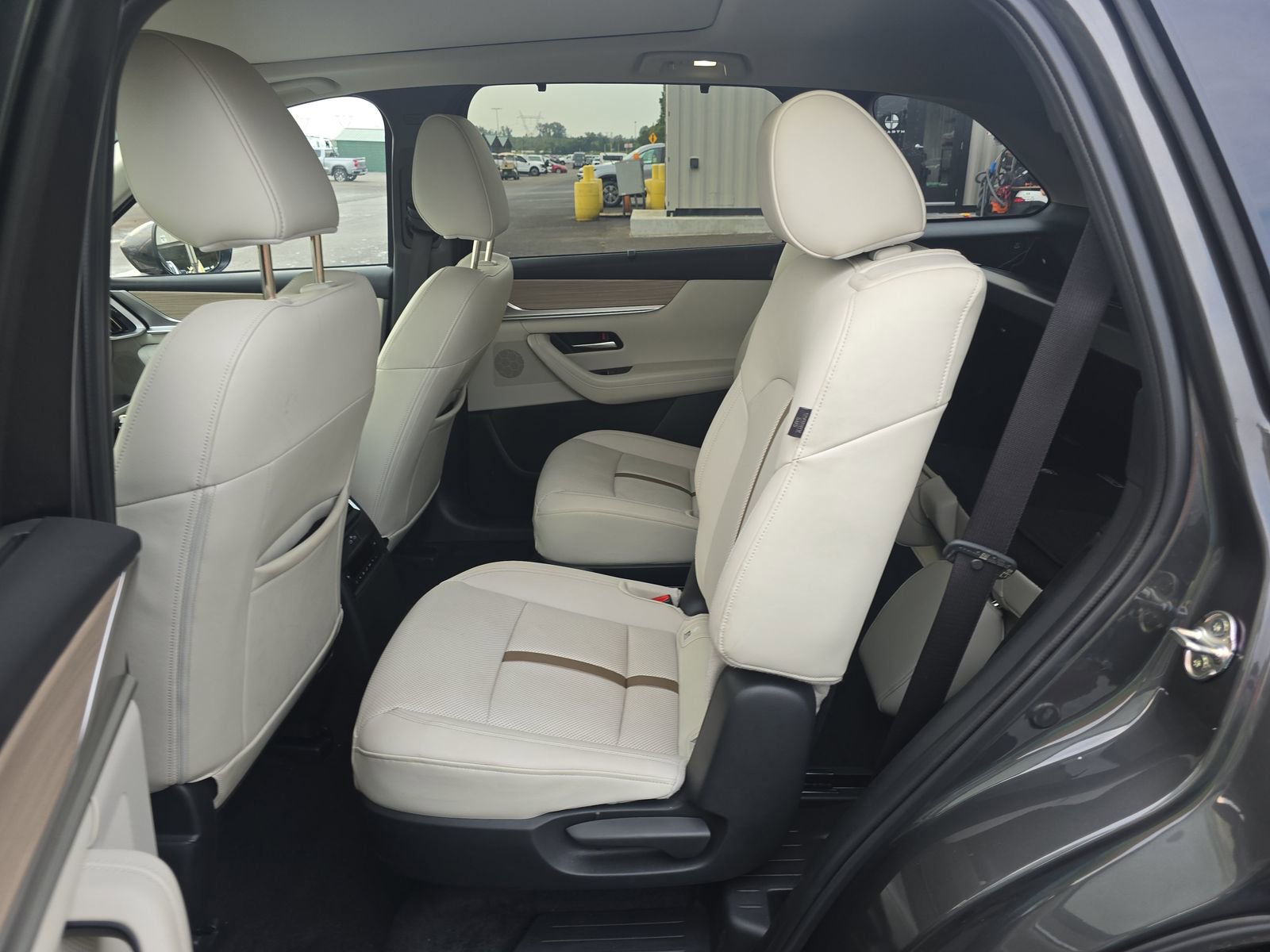 Certified 2025 MAZDA CX-90 Plug-In Hybrid w/ Premium Plus image 19