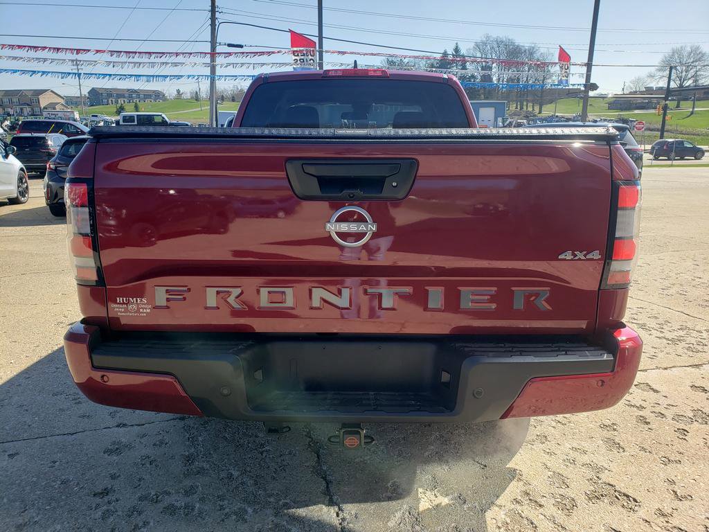 Used 2025 Nissan Frontier SV image 4
