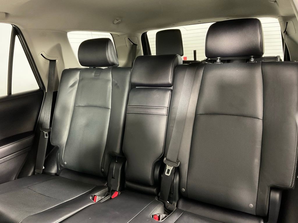 Used 2018 Toyota 4Runner Limited RWD image 16
