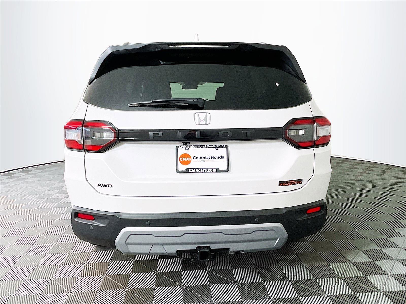 New 2025 Honda Pilot TrailSport image 6