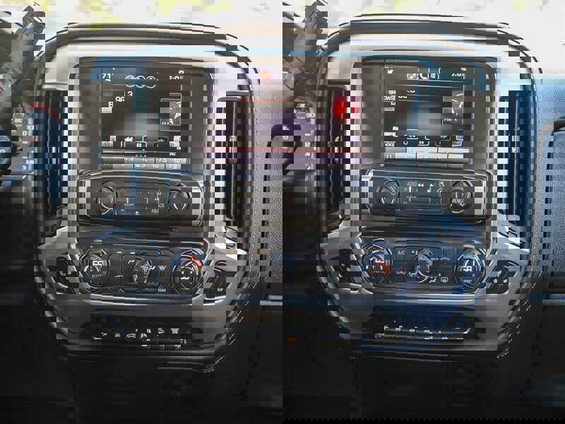 Used 2015 GMC Sierra 3500 SLT w/ Duramax Plus Package image 19