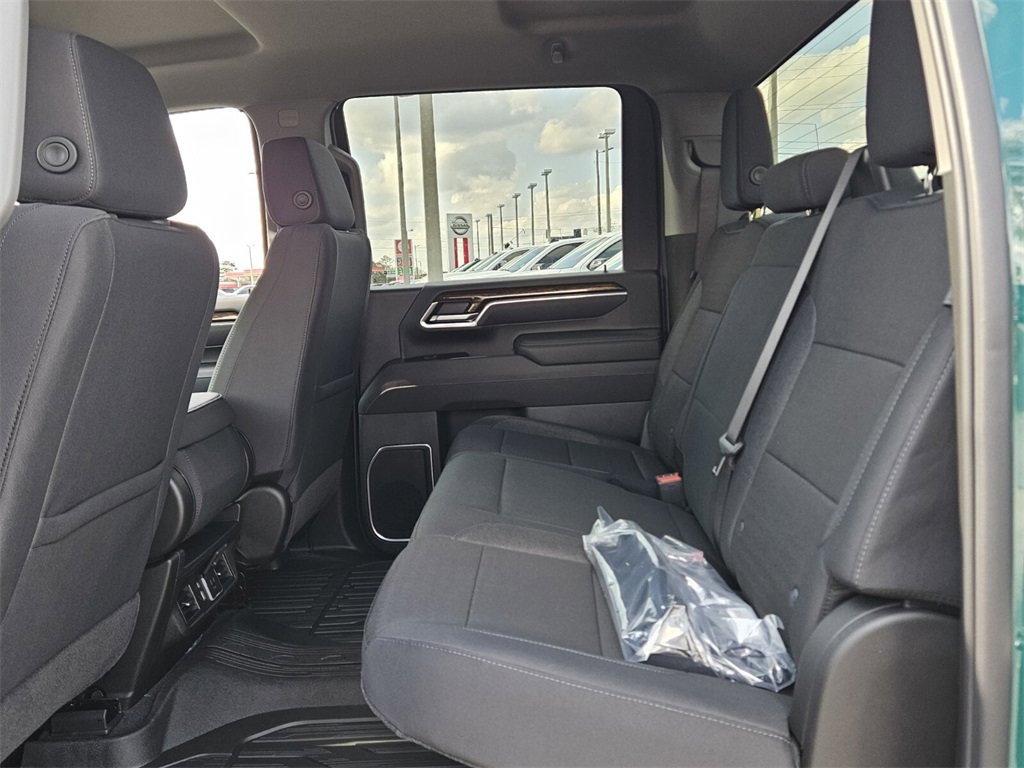 New 2026 GMC Sierra 3500 SLE image 4