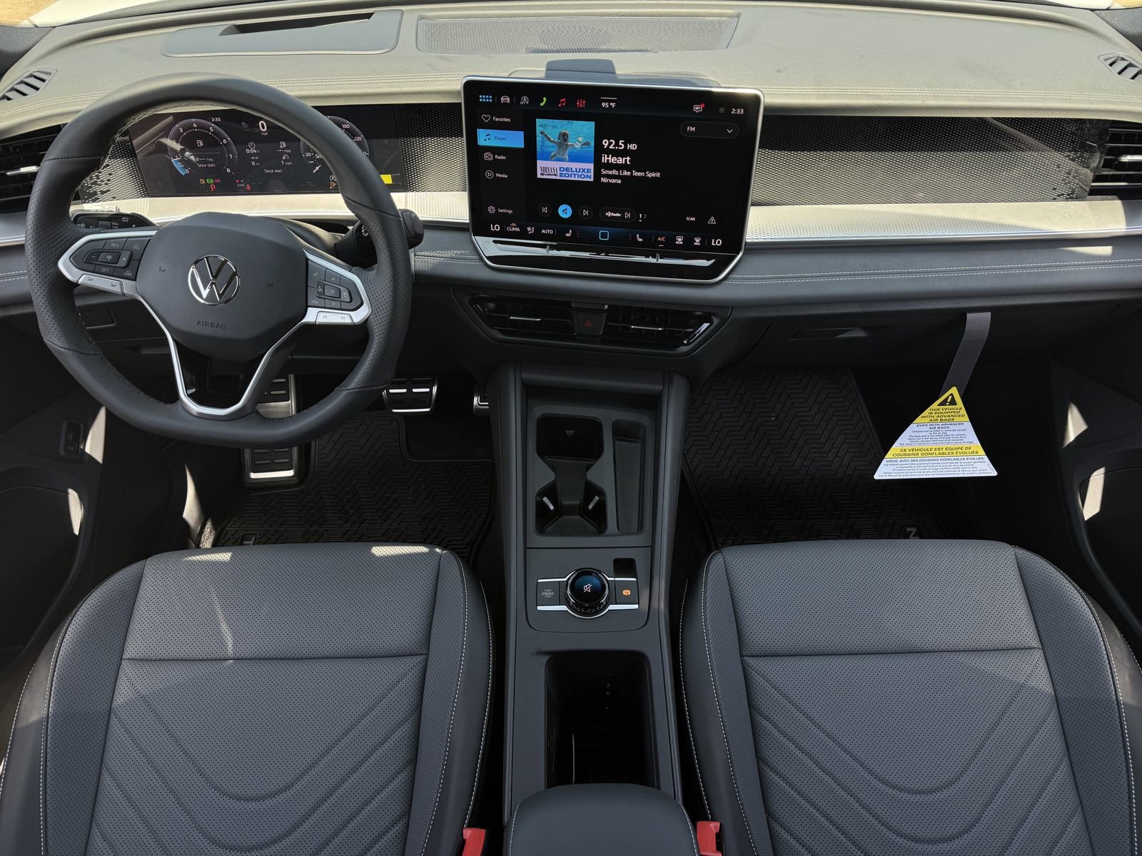 New 2026 Volkswagen Tiguan SE R-Line FWD image 14