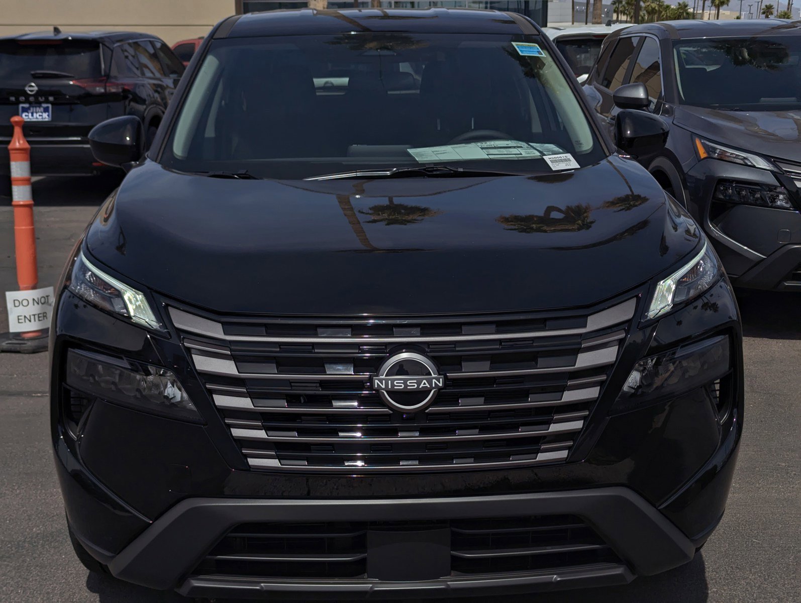 New 2026 Nissan Rogue SV FWD image 6