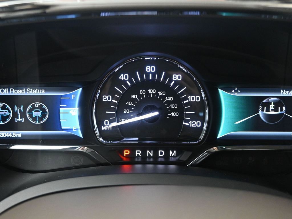 Used 2017 Lincoln Navigator Select image 36