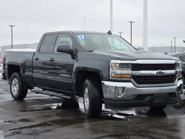 Used 2017 Chevrolet Silverado 1500 LT w/ All Star Edition AWD/4WD image 16