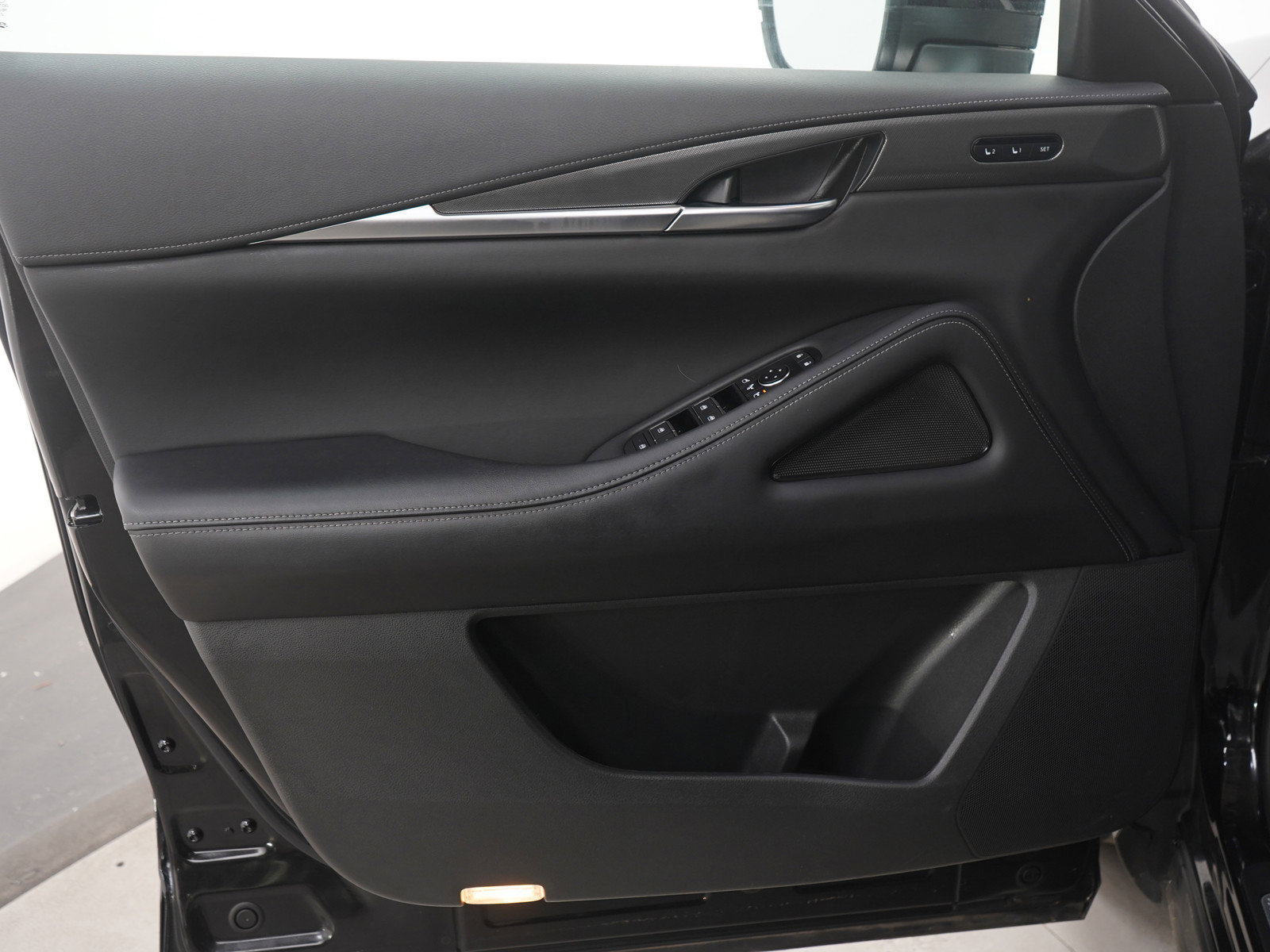 Used 2024 INFINITI QX60 Luxe image 25