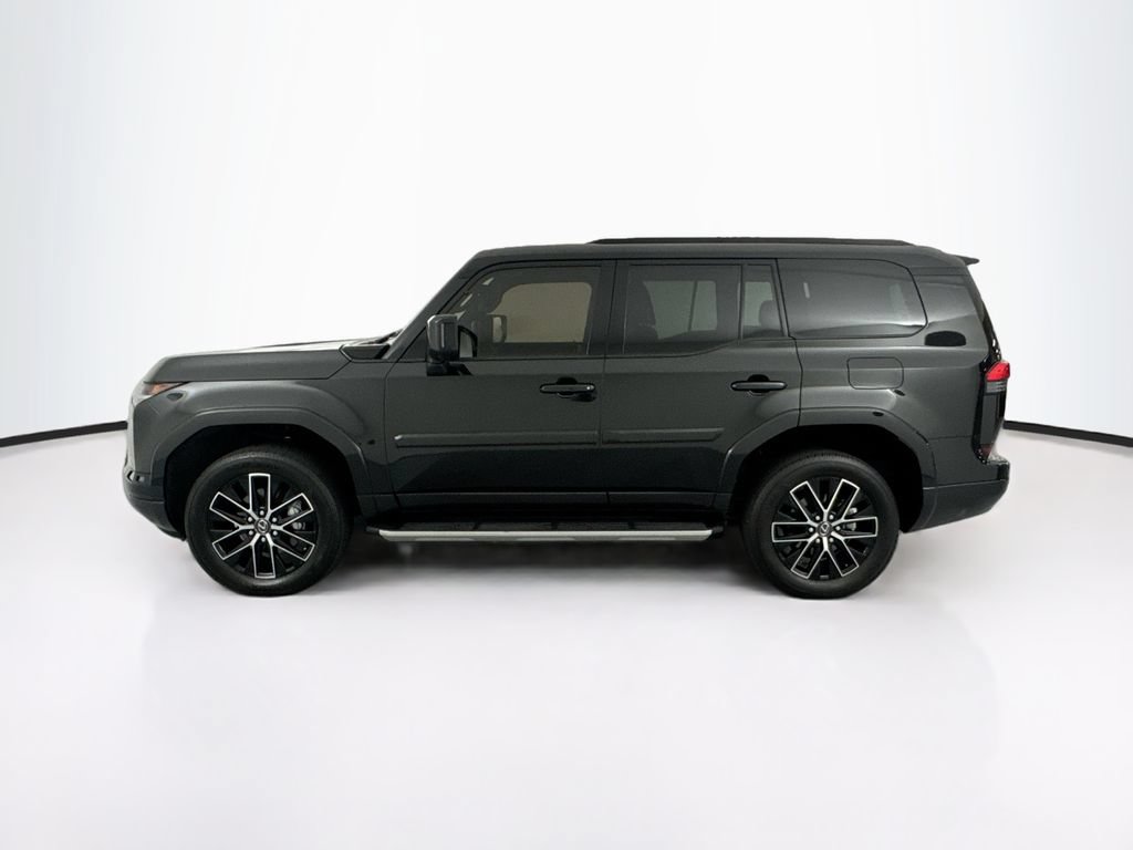 Used 2025 Lexus GX 550 w/ Cold Area Package AWD/4WD image 8