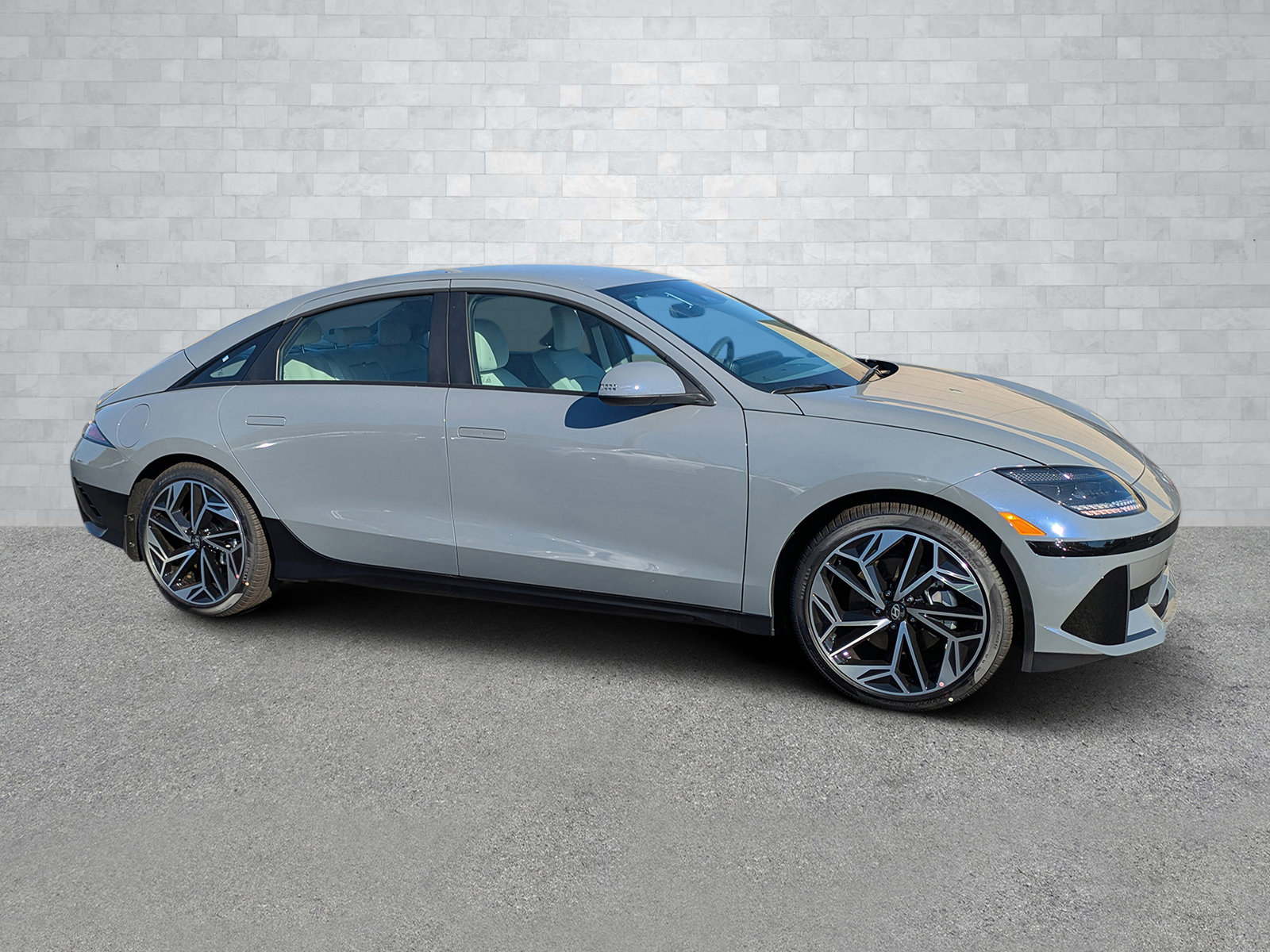 New 2025 Hyundai Ioniq 6 SEL image 2