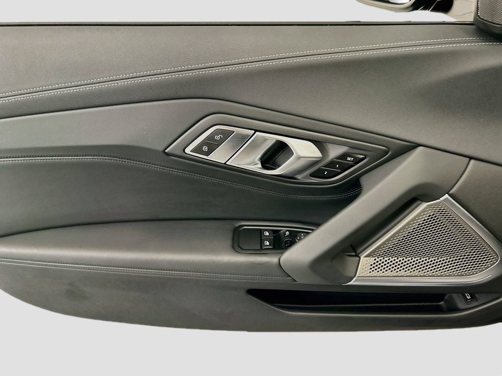 Used 2025 BMW Z4 M40i w/ Premium Package RWD image 28