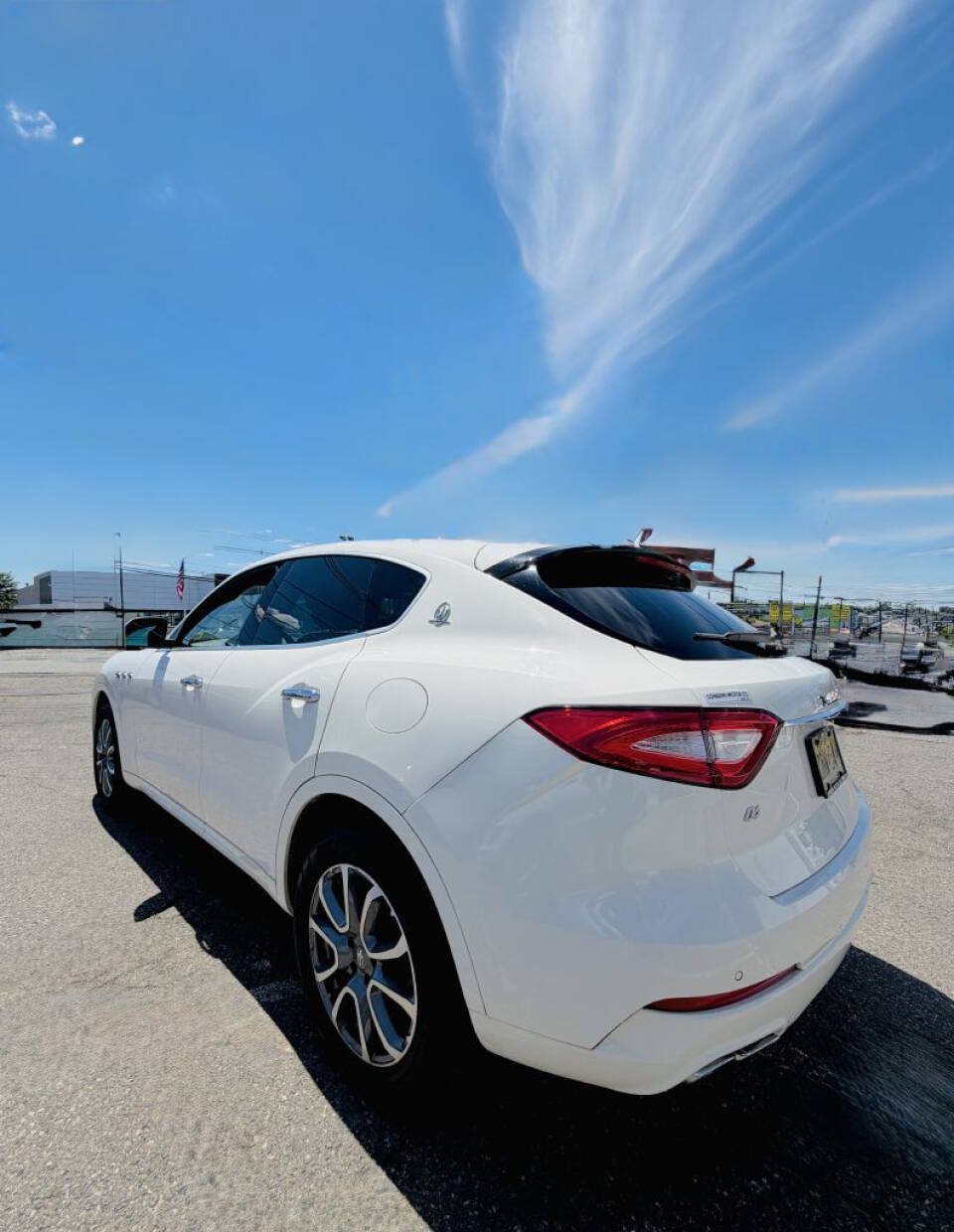 Used 2017 Maserati Levante AWD/4WD image 7