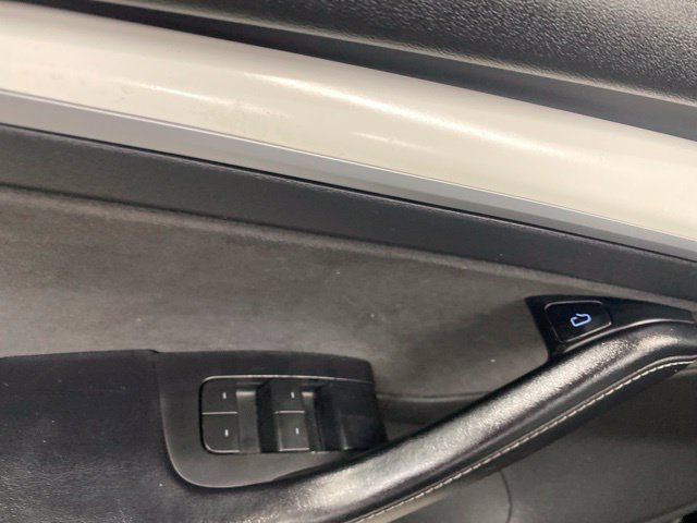 Used 2022 Tesla Model 3 Long Range AWD/4WD image 23