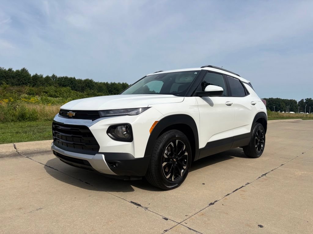 Used 2023 Chevrolet TrailBlazer LT w/ Convenience Package