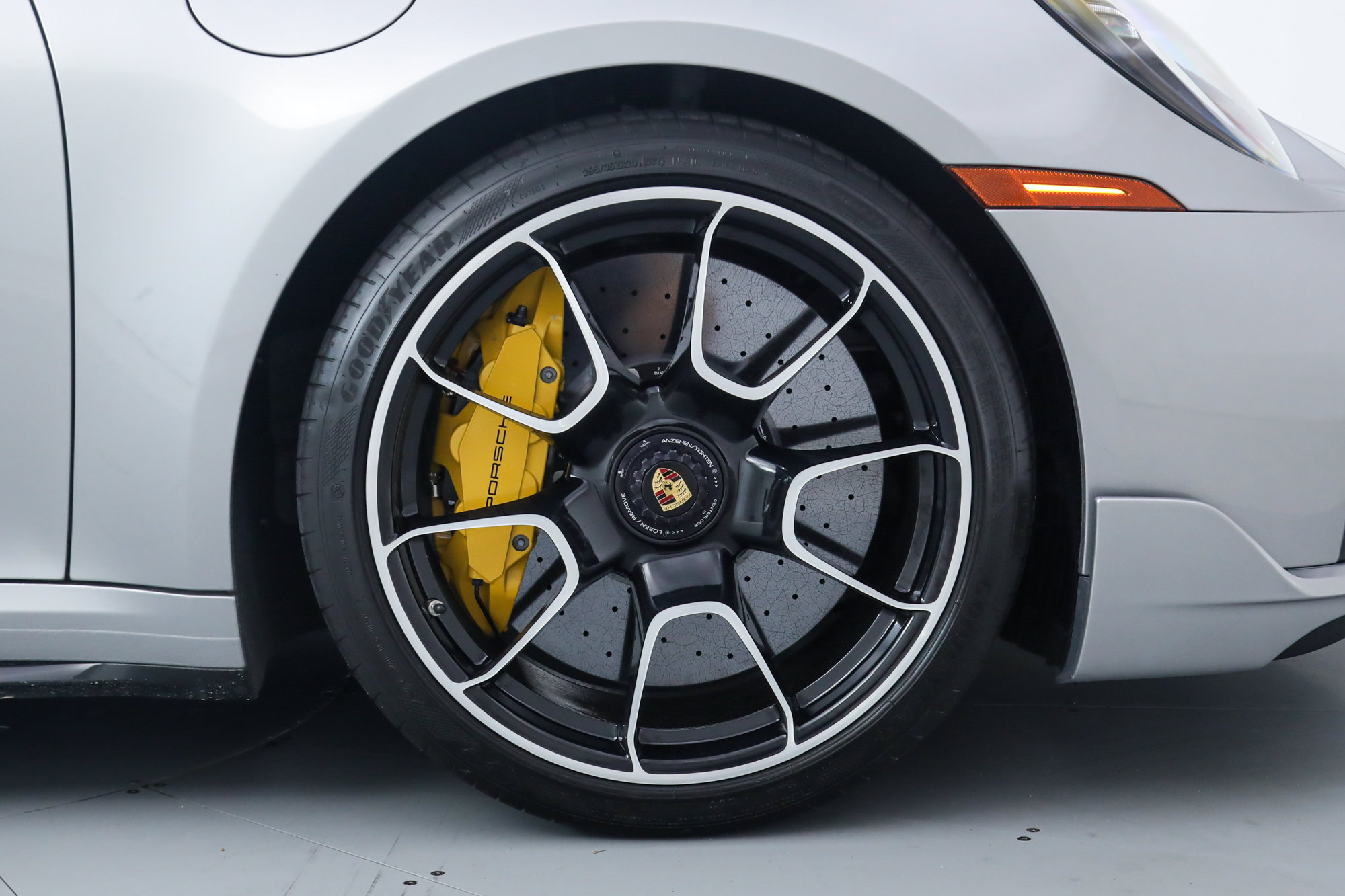 Used 2024 Porsche 911 Turbo S AWD/4WD image 35