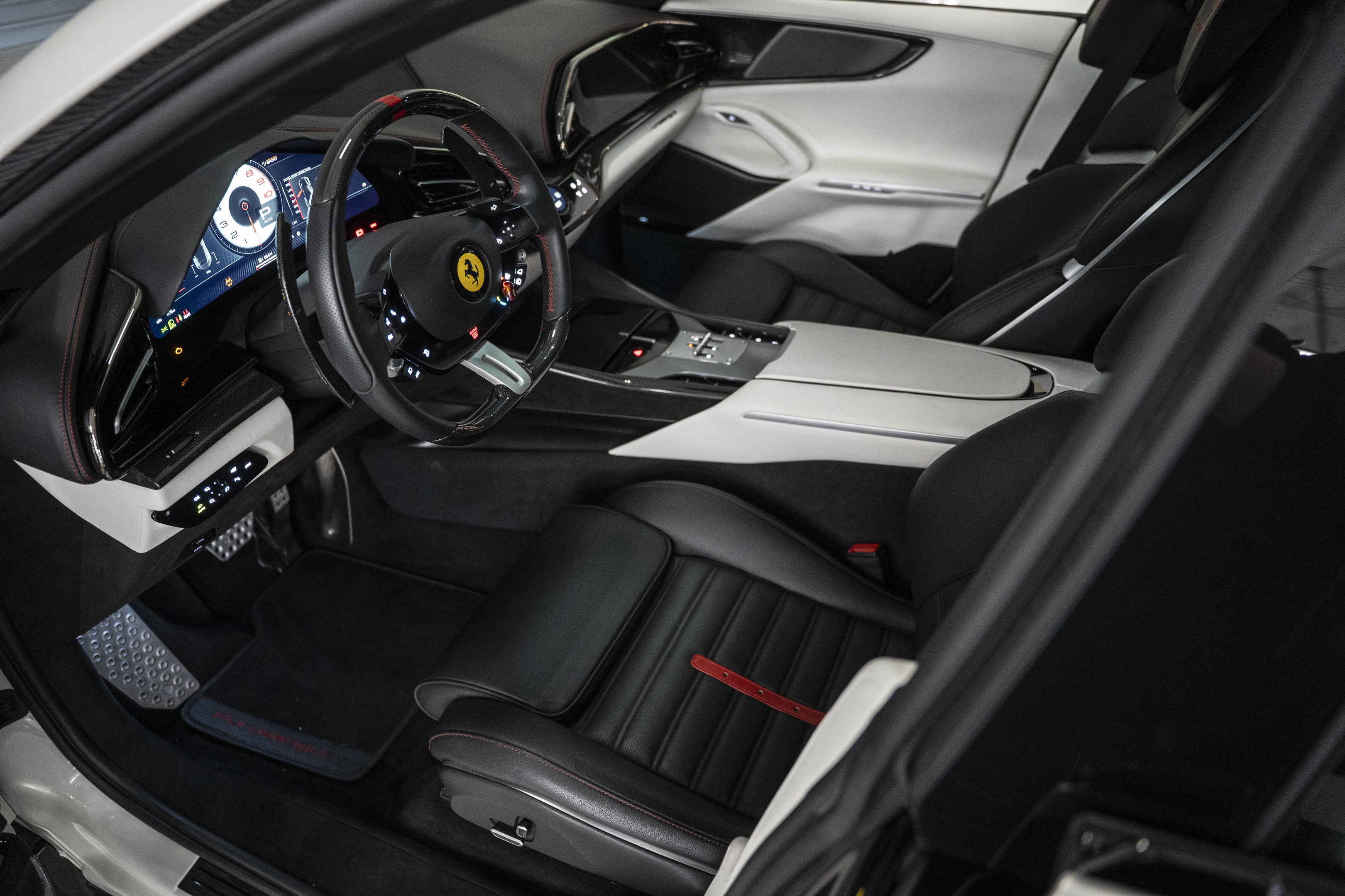 Used 2024 Ferrari Purosangue AWD/4WD image 35