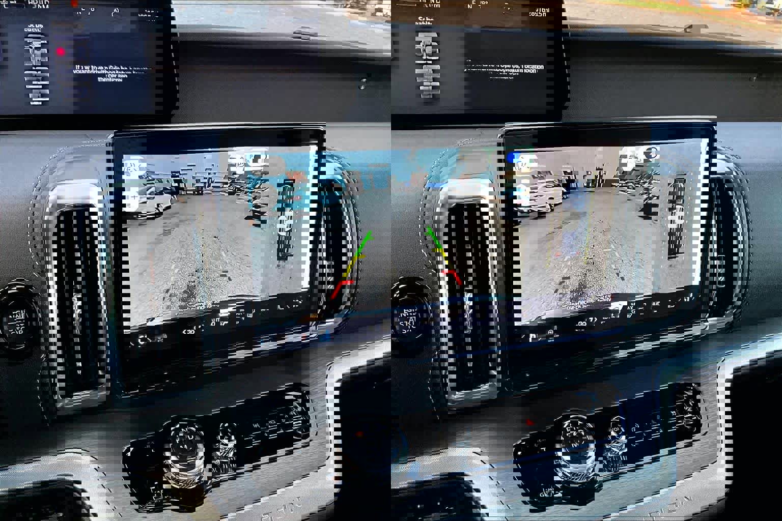 Used 2025 Ford Expedition Max Platinum image 28