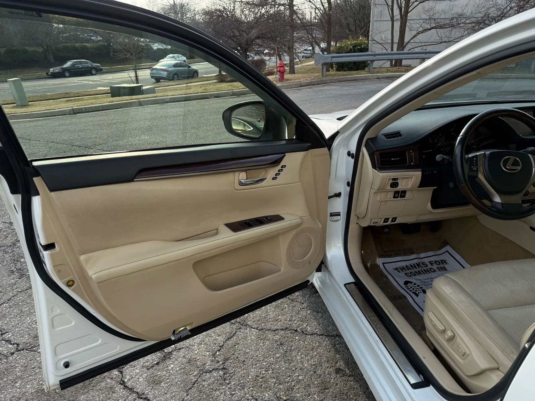 Used 2013 Lexus ES 350 w/ Luxury Pkg image 11