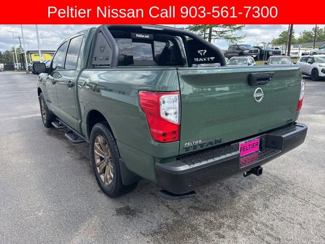 Used 2024 Nissan Titan SV w/ SV Bronze Edition Package image 5