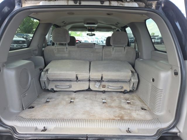 Used 2006 Chevrolet Tahoe LS w/ Smart Select Package RWD image 12
