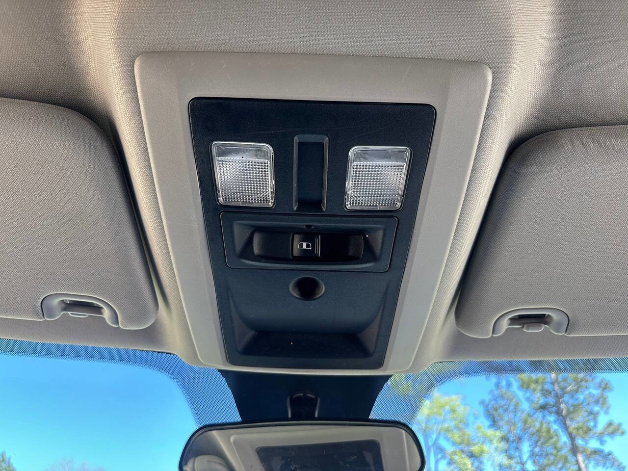 Used 2018 RAM 1500 Classic SLT image 27