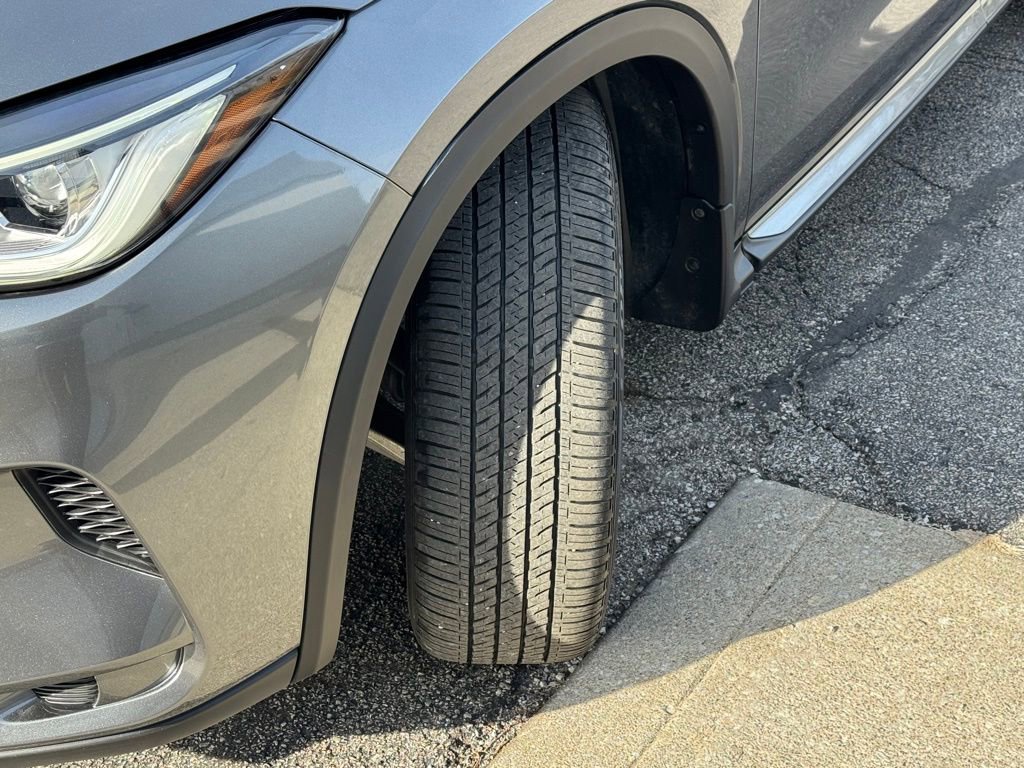 Used 2023 INFINITI QX50 Luxe image 9