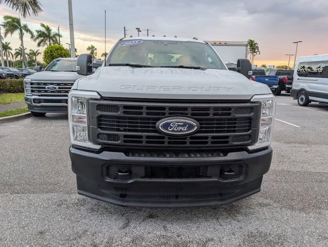 Certified 2025 Ford F350 XL AWD/4WD image 2