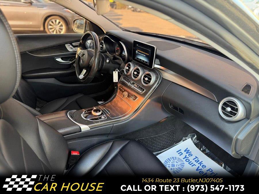 Used 2017 Mercedes-Benz C 300 4MATIC Sedan image 21